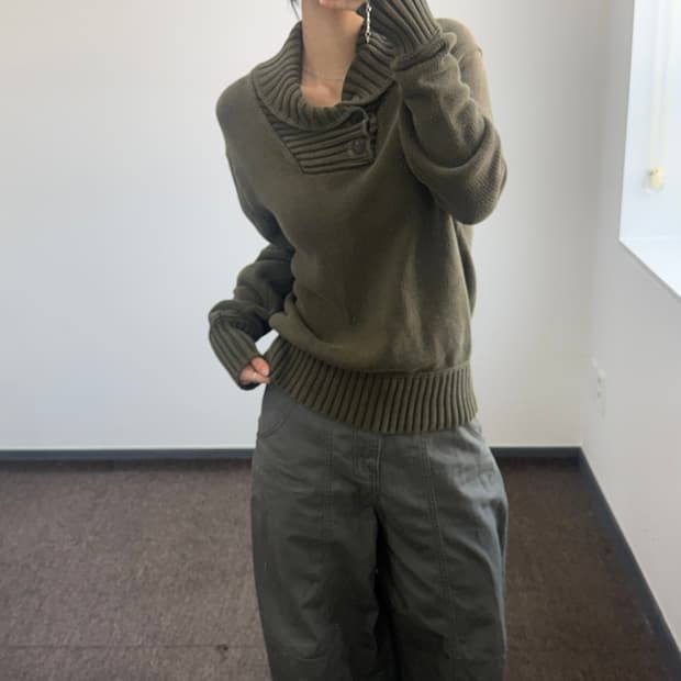 Polo 폴로 버튼업 카키 니트