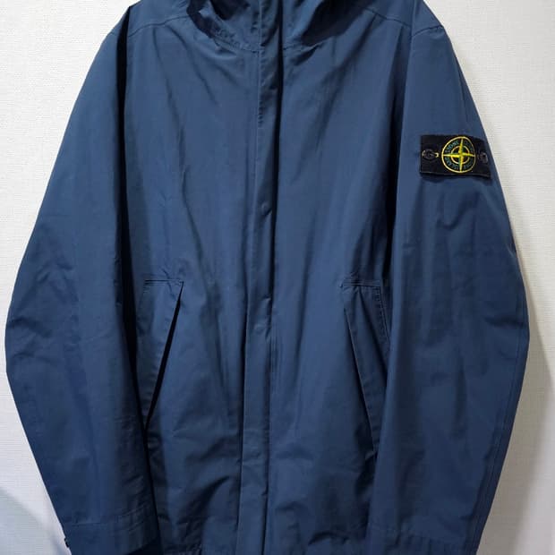 정품 스톤아일랜드 고어텍스 후드 자켓 95 / M