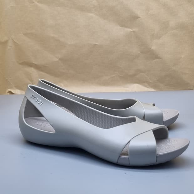 크록스 세레나 여성샌들 w8 250