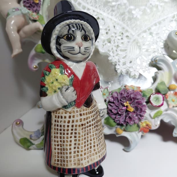 Vintage) 퀘일세라믹 사의 도자기 고양이 피겨린