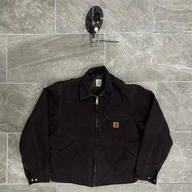 ( M) 칼하트 디트로이트 자켓 J97 DKB 다크브라운