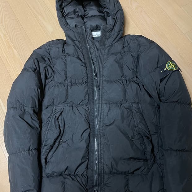 스톤아일랜드 크링클랩스 패딩