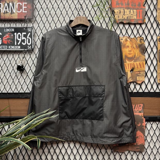 나이키 하프 집업 아노락 전면 빅포켓 포인트 그레이