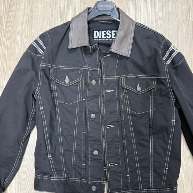 디젤 자켓