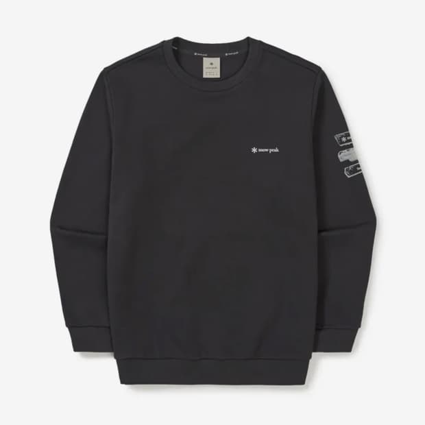 [스노우피크] 플로킹 로고 그래픽 맨투맨, Dark Charcoal