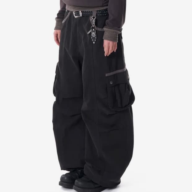 아캄 핀턱 카고팬츠 블랙