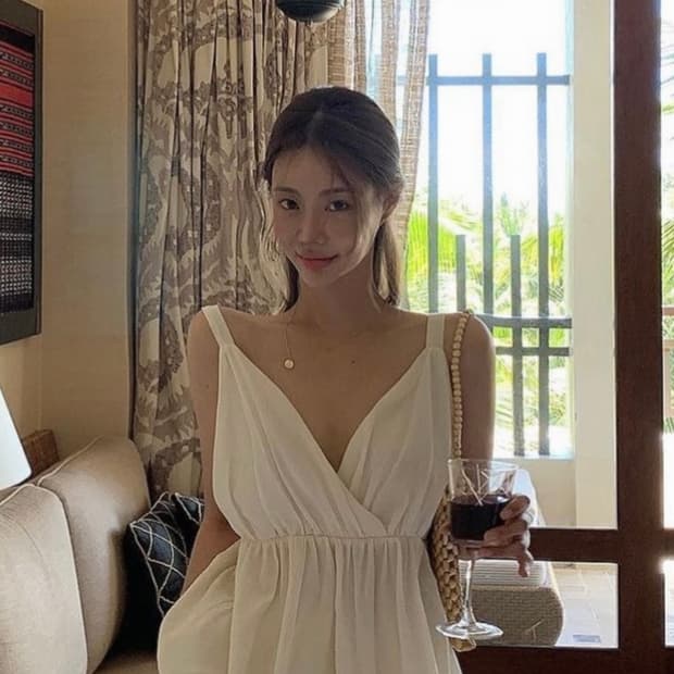 모코블링 린넨 나시 블라우스, 슬리브리스