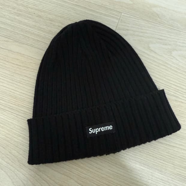 슈프림 오버다이드 비니 블랙