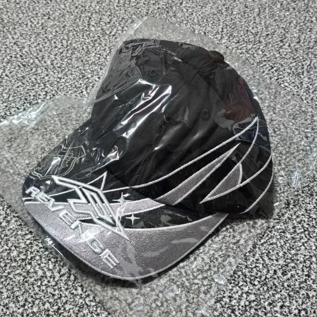 [OS] REVENGE 리벤지 드리프터 자수 모자 볼캡 블랙 화이트