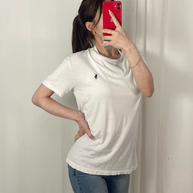 폴로 화이트 라운드티
