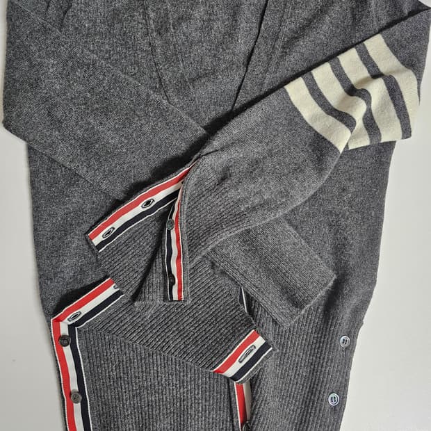 톰브라운 여성 캐시미어 가디건(백화점정품/55)