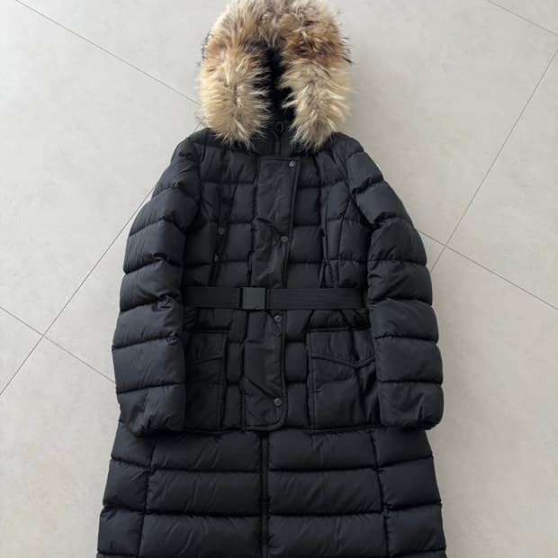 정품 몽클레어 클로에 블랙패딩(구형지퍼)