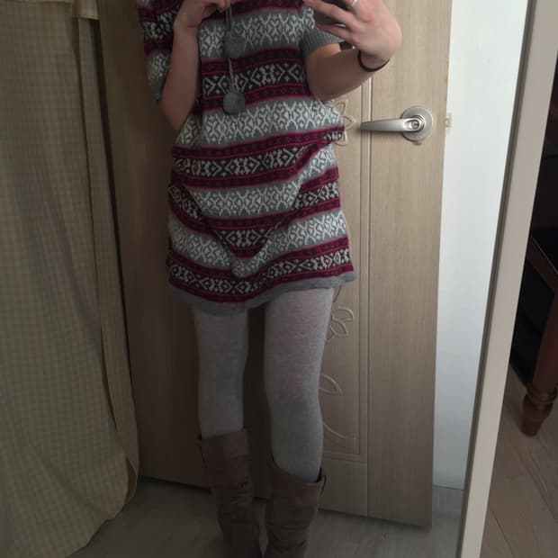 530. Winter snow flower dress