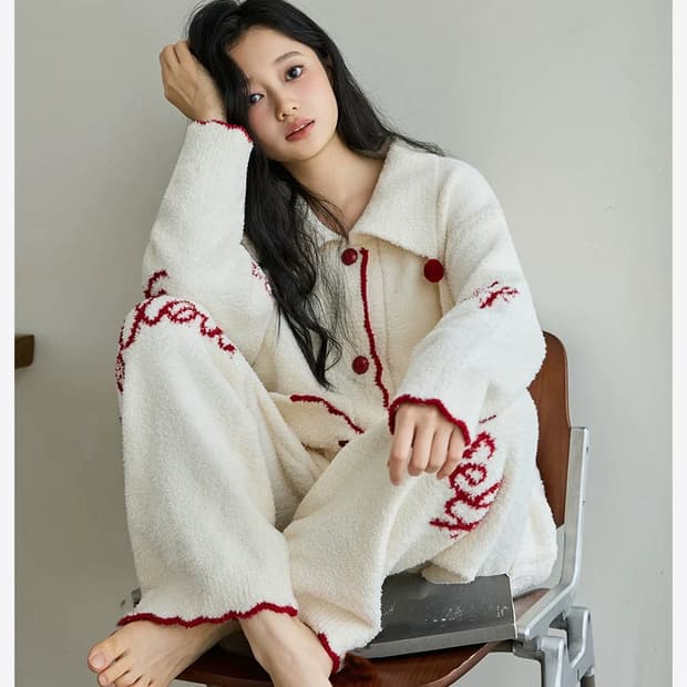 누아젤 마시멜로 무드 수면 파자마 세트