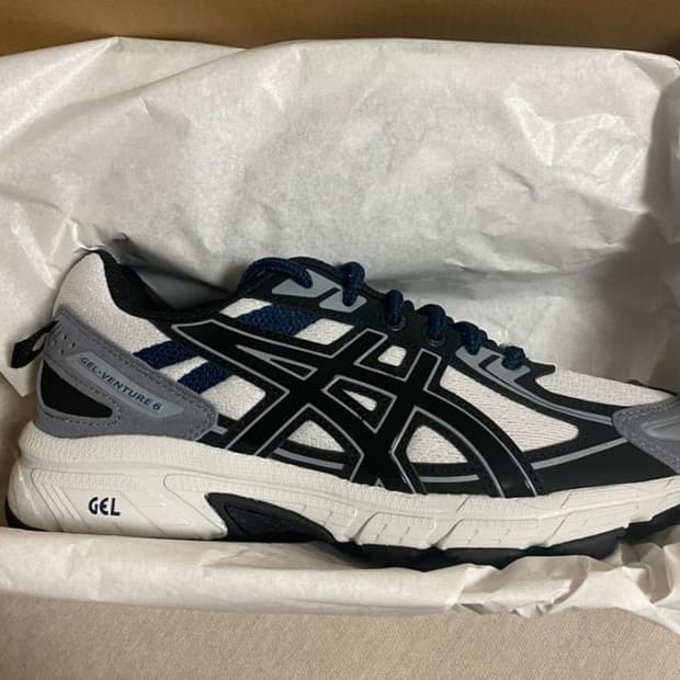 (새상품) 아식스 젤벤쳐6 그레이셔 그레이 240