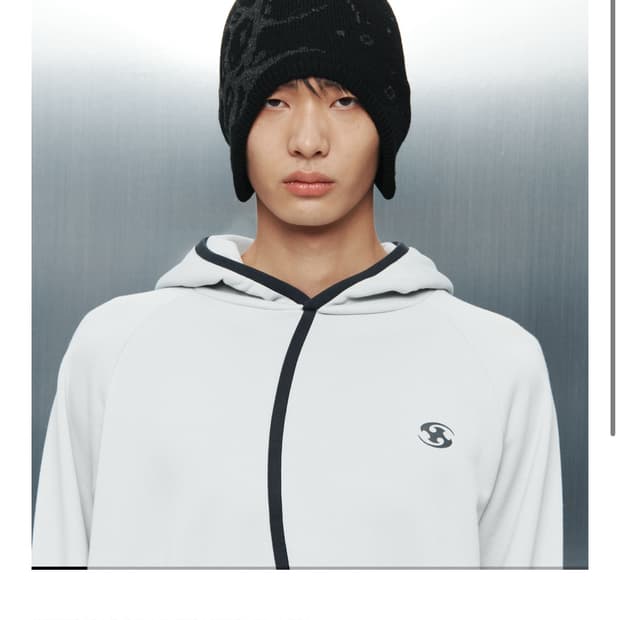 산산기어 스파이크 이어 플랩 비니 블랙 