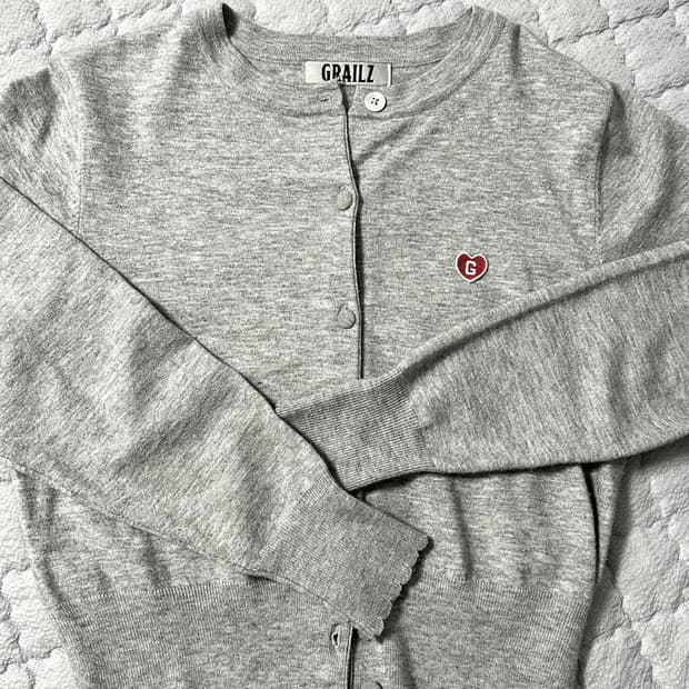 그레일즈 가디건 SIGNATURE HEART CARDIGAN