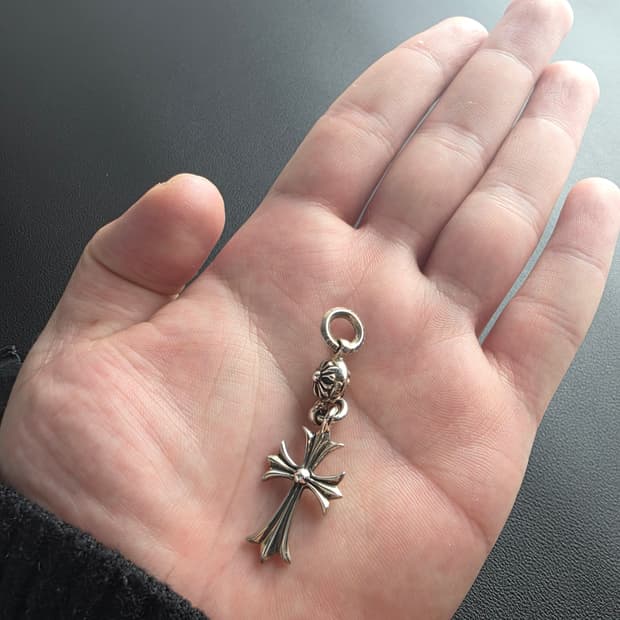 크롬하츠 원볼 타이니 크로스