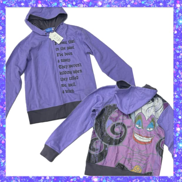 재팬 디즈니 정품 우슬라 레터링 프린팅 퍼플 후드집업 괴짜룩(새제품)