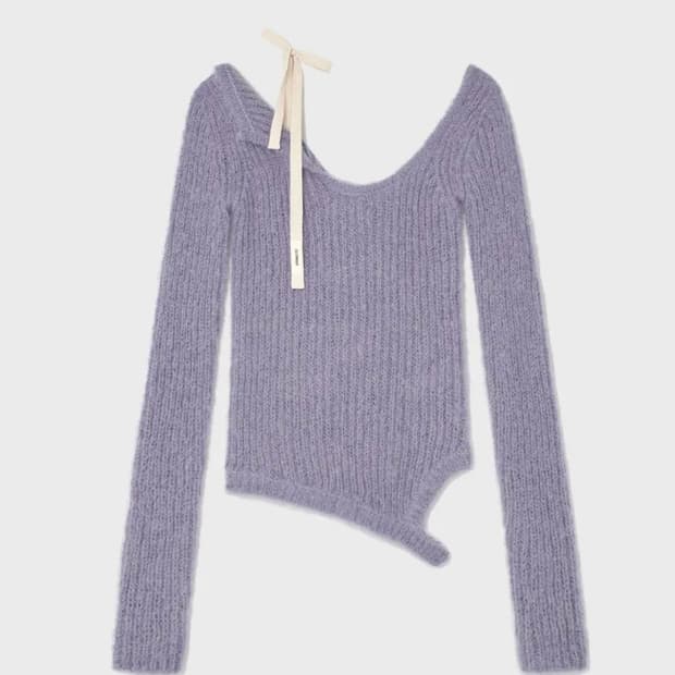 ISA ASYMMETRICAL KNIT TOP blue bell