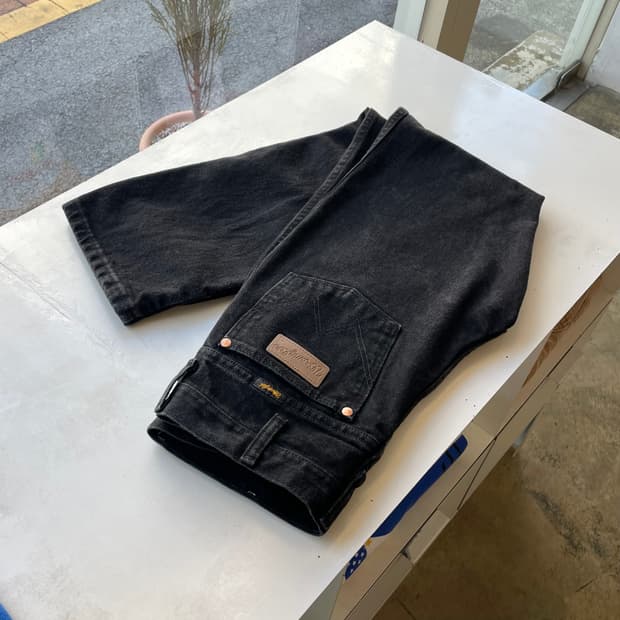 Wrangler 936 wbk ( 랭글러 카우보이 컷 블랙 데님 )