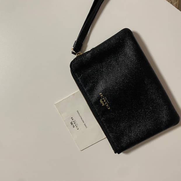 코치 손지갑 파우치