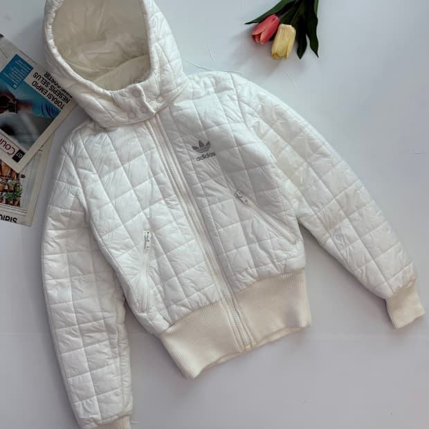 adidas 아디다스 대장급 트레포일 화이트 패딩 