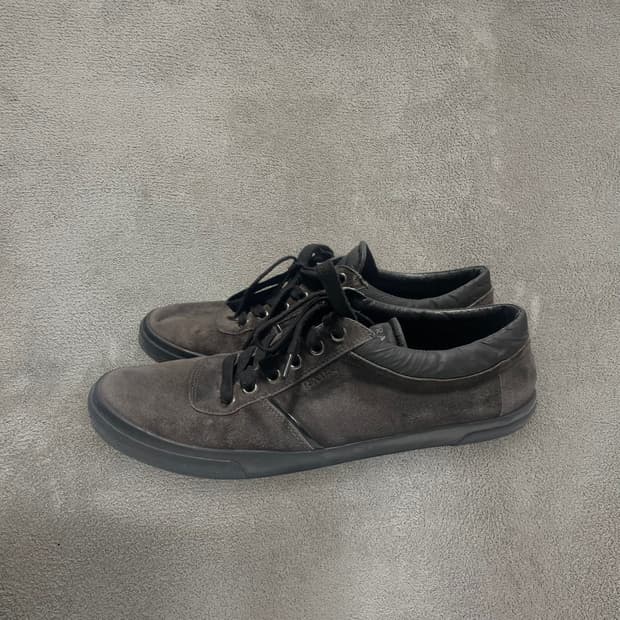 285)프라다 아카이브 스웨이드 레더 스니커즈 신발