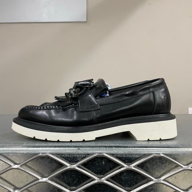 로크 테슬 로퍼 블랙 uk6.5