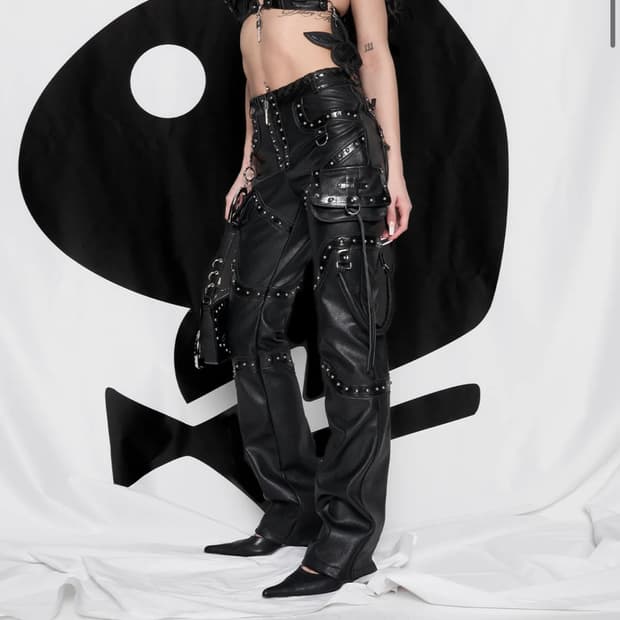 Namilia playboy pants 나밀라 플레이보이 가죽 바지