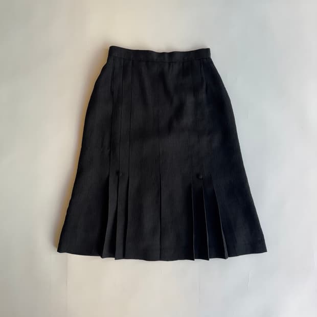 Black Crepe Pleated Detail Skirt