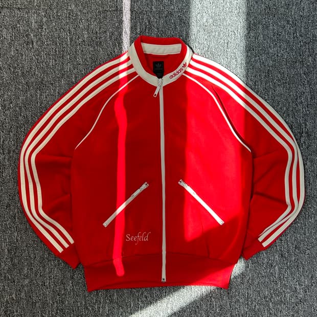 아디다스 씨펠드 레드화이트 트랙탑 져지