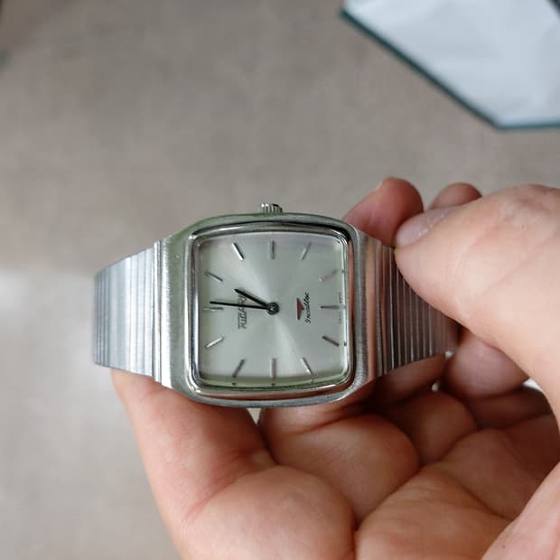 투가리스 빈티지 은장 손목시계