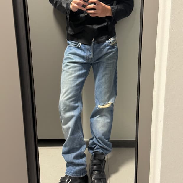 Diesel distressed blue jean