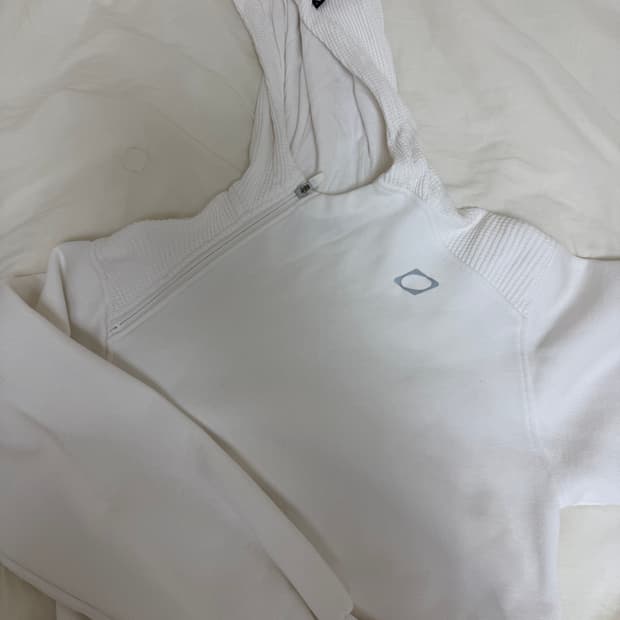 미스치프 크롭 후드티 