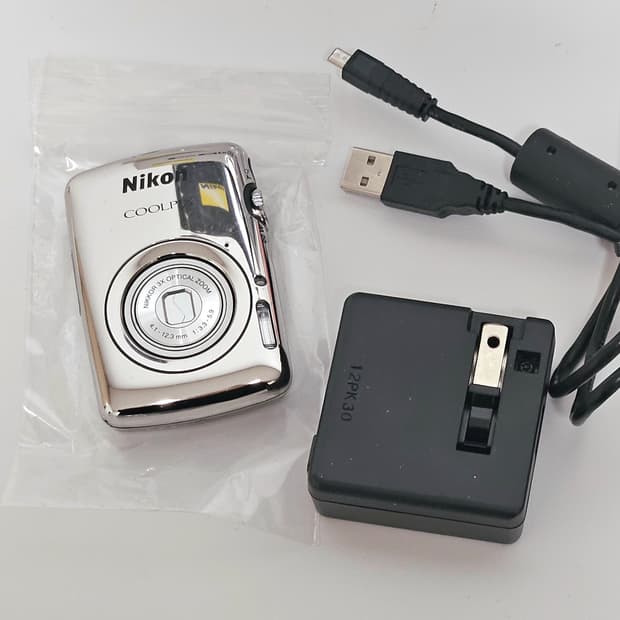 Nikon coolpix s01 니콘 쿨픽스 빈티지디카