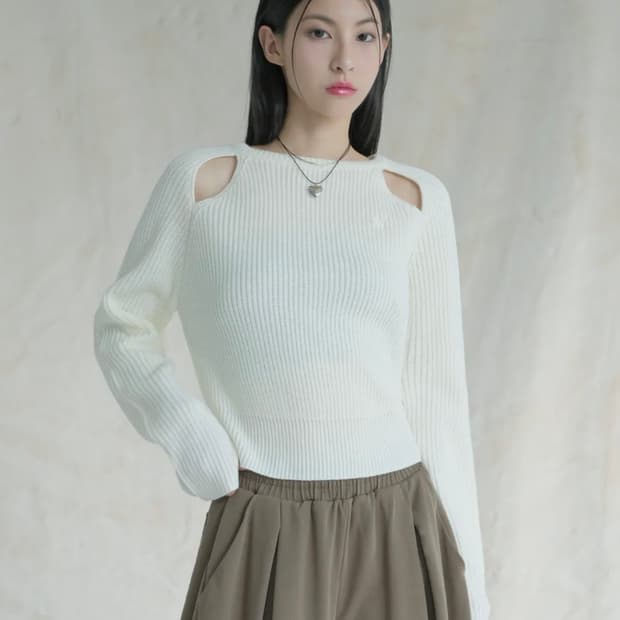 어반드레스 Ribbed Cut-out Knit IVORY