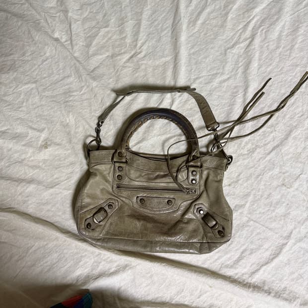 발렌시아가 모터백 미니 