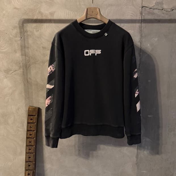 오프화이트 맨투맨 남성95-100