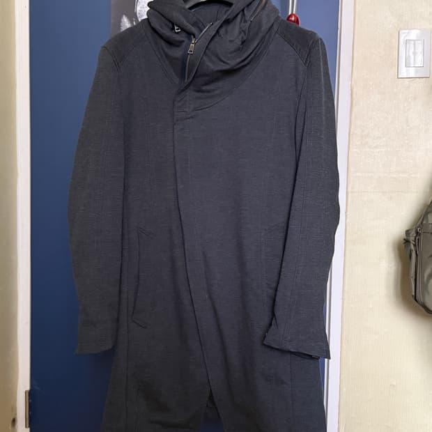 슈리셀 비대칭 하이넥 코트