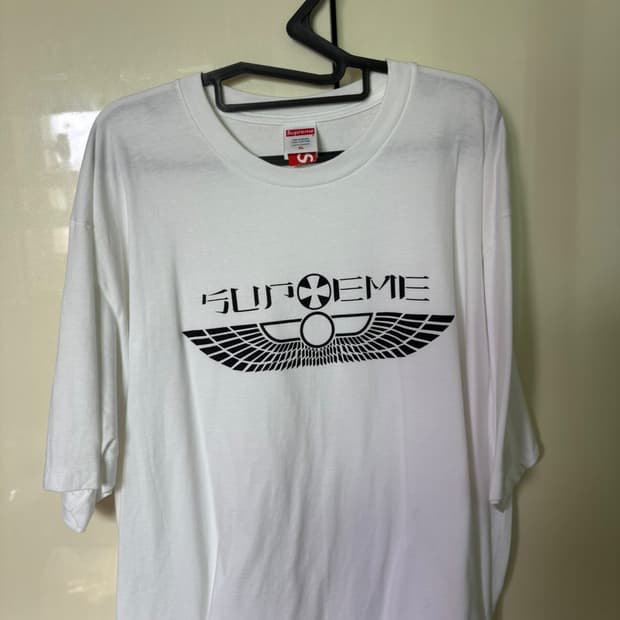 슈프림티 팝니다.!