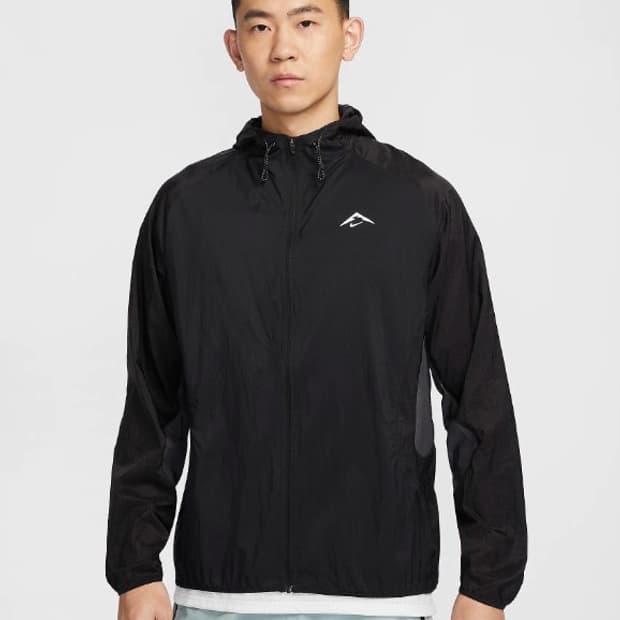 나이키 트레일 에어리즈러닝자켓