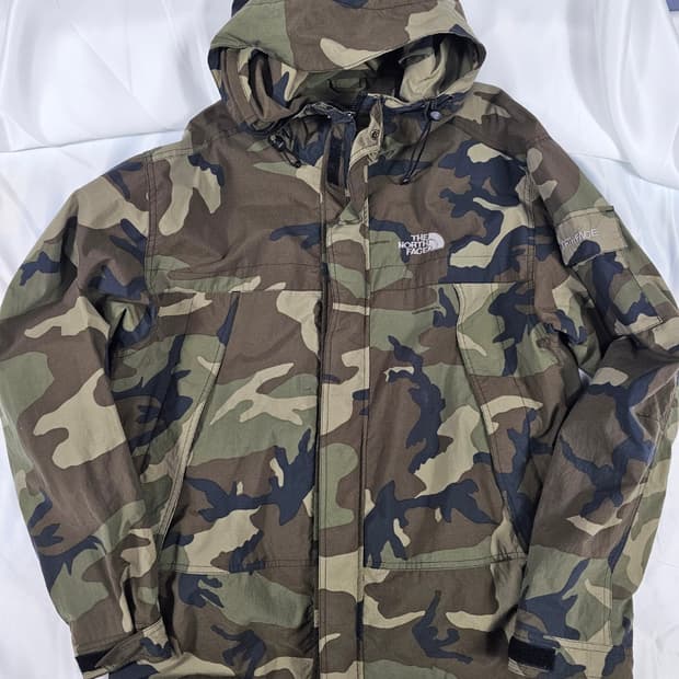 노스페이스카모바람막이