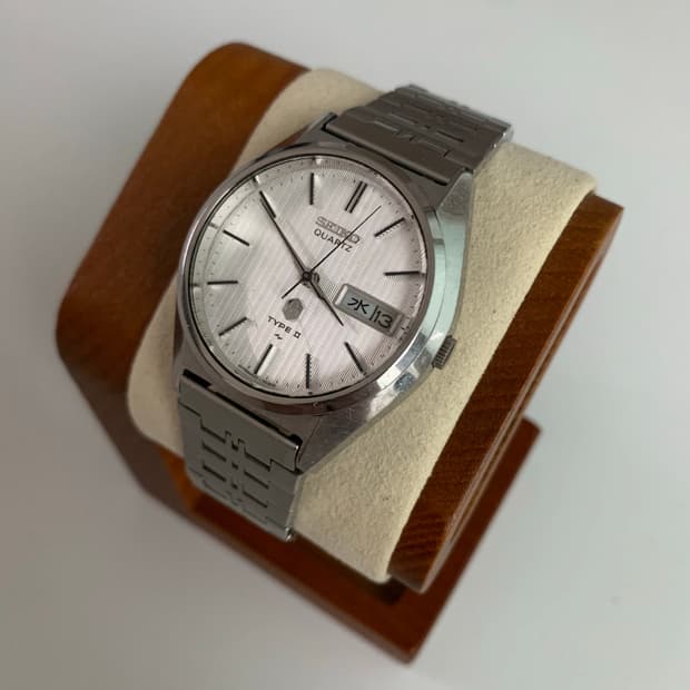 세이코 Seiko 쿼츠 타입 2 데이 데이트