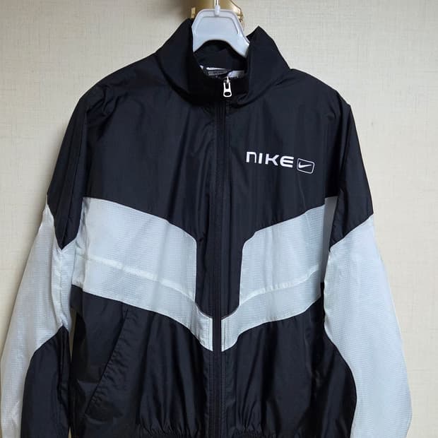 나이키 바람막이 s