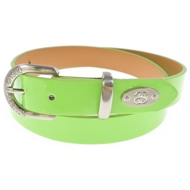 스투시 페이턴트 레더 벨트 그린