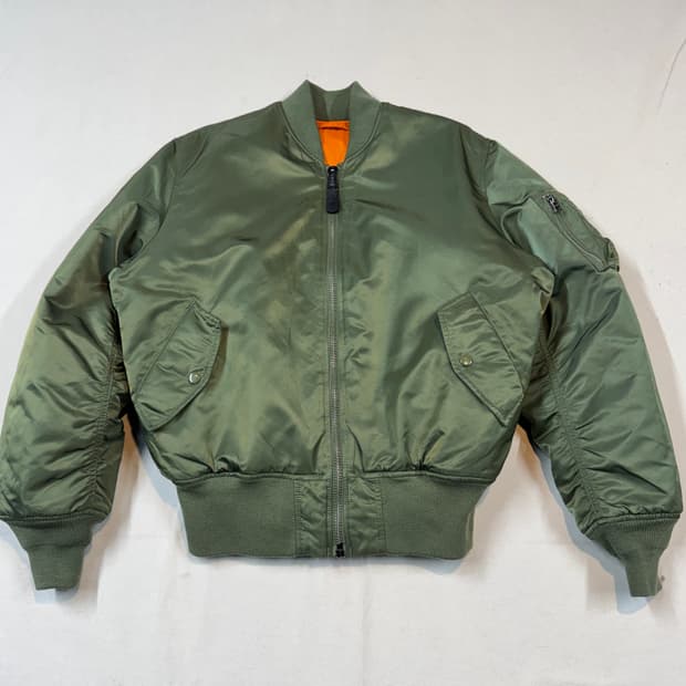 M) 알파인더스트리 MA-1 마원 항공점퍼 올리브 그린 레귤러핏