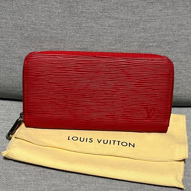 @새상품@ 루이비통 에삐 레드 지피 월릿 장지갑