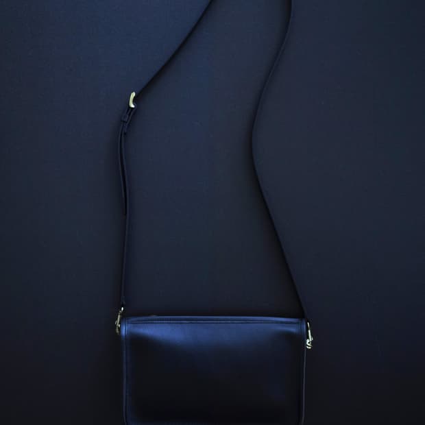 [FORME] BANKS 크로스백