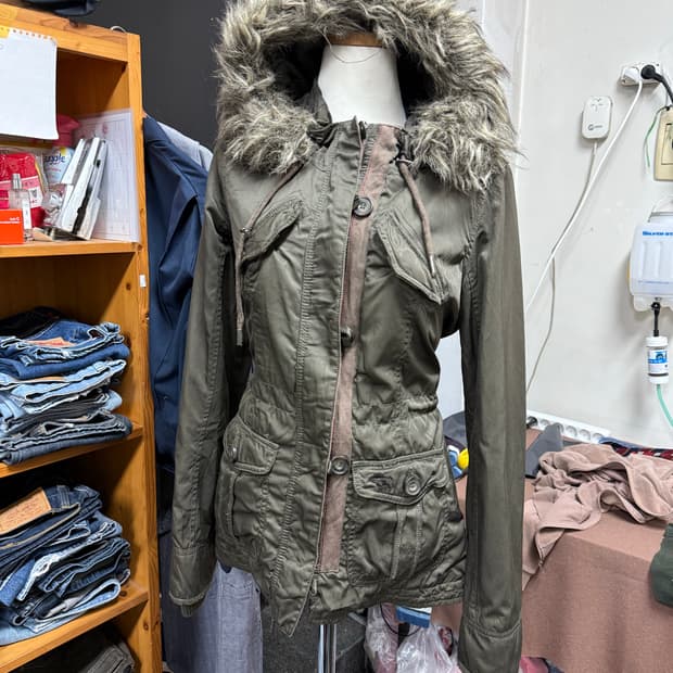 아베크롬비 울프죠 나일론 야상자켓